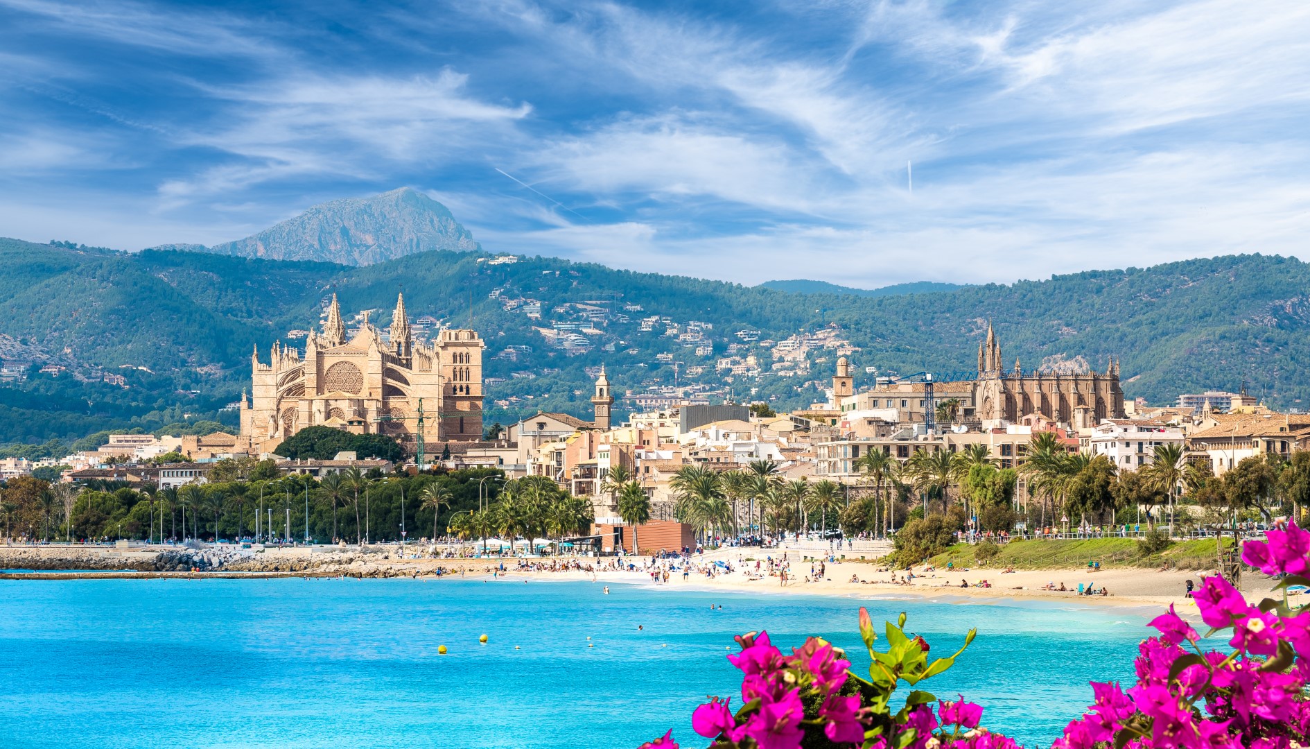 Playa De Palma - Badplaats Met Lang Strand En Boulevard